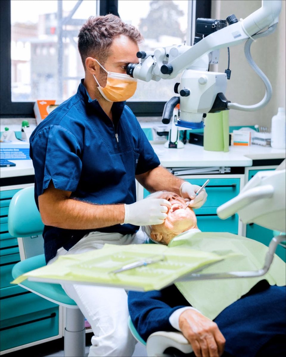 Implantologia osteointegrata Studio Zara